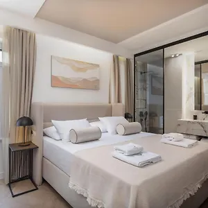 Luxury Le Prestige Few Minutes From Split's Iconic Waterfront Guest house Split