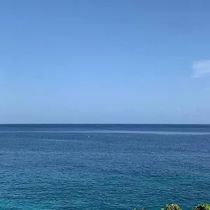 Irie Vibes Ocean View Holiday home Negril